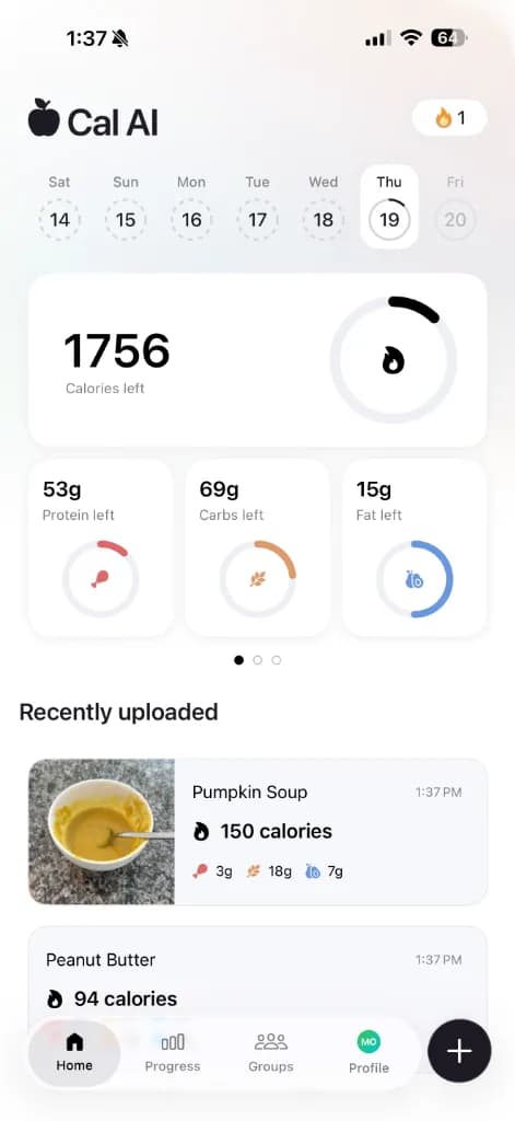 Cal AI — تعرض الشاشة الرئيسية 1,756 سعرة حرارية متبقية مع دوائر العناصر الكبرى الأساسية. تم تسجيل "حساء اليقطين" مؤخراً بـ 150 سعرة حرارية مع تفاصيل محدودة. لا يوجد تدريب أو رؤى.