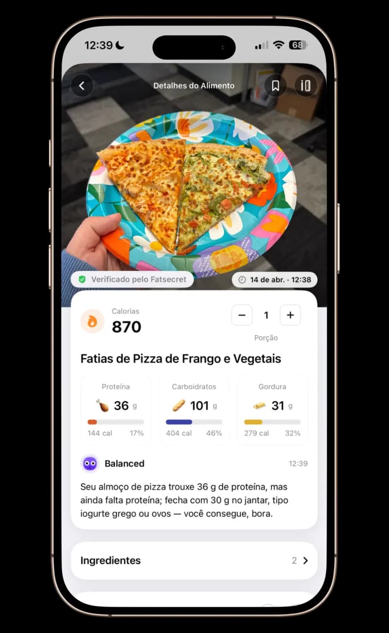 App GAYA mostrando registro de foto de comida com detecção automática de calorias