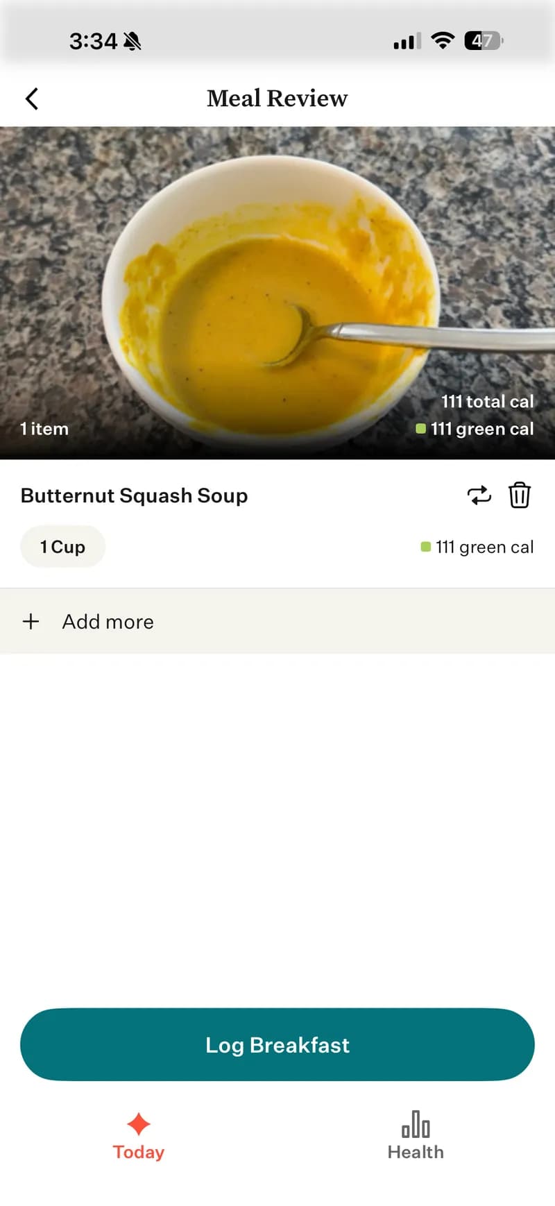 Noom 食事レビュー — バターナッツスクワッシュスープ(111 kcal、緑のカロリー 111)。密度によって色分けされています。タンパク質、脂質、炭水化物の内訳は表示されません。